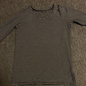 Lululemon Emerald Long Sleeve Size 4